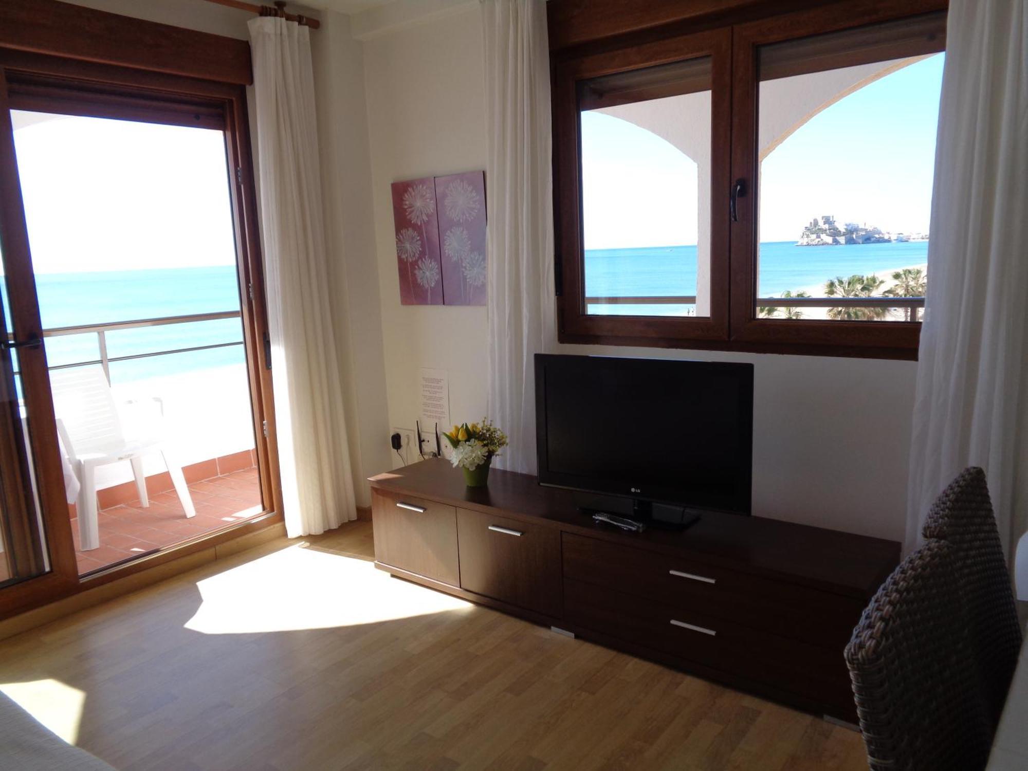 Apartament Primera Linea De Playa, Ada Benedicto Xiii, Aire Acondicionado, Wifi, Parking Peñiscola Zewnętrze zdjęcie